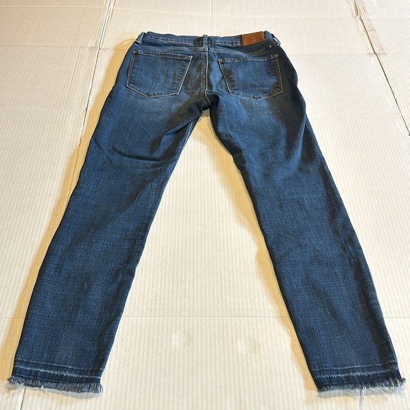 Lucky Brand Brooke Capri denim blue jeans w pockets front & back zipper front - Picture 8 of 13